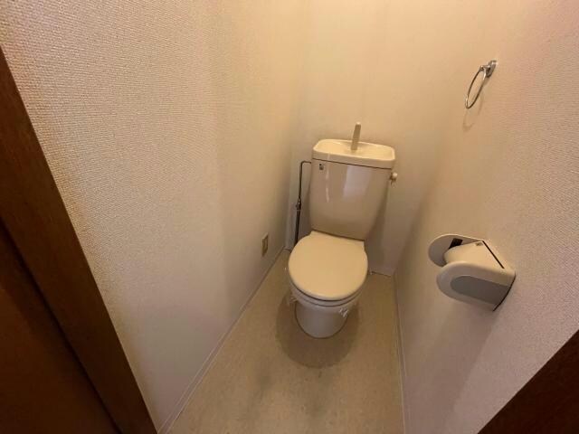 星ヶ丘駅 バス15分  「名鉄バス 神明」停下車：停歩2分 3階の物件内観写真