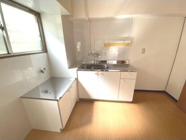 一社駅 徒歩4分 3階の物件内観写真