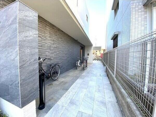 本郷駅 徒歩7分 1階の物件外観写真