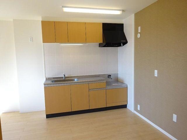 綱理ハウスの物件内観写真