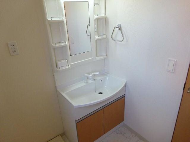 綱理ハウスの物件内観写真