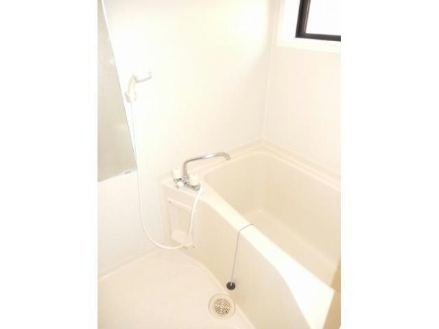 レインボー清水 Ａ棟の物件内観写真