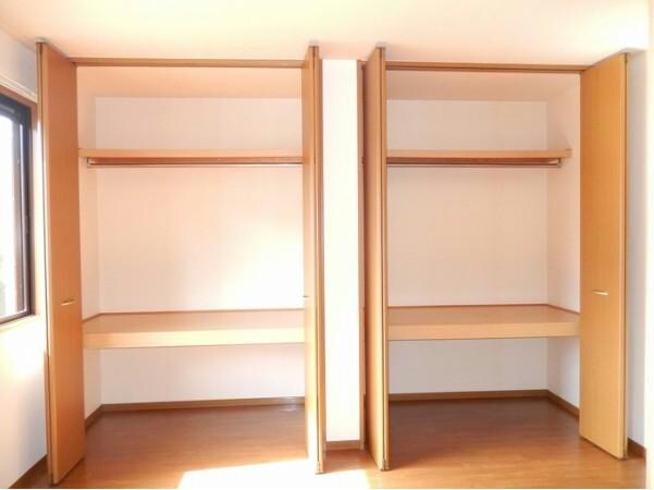 レインボー清水 Ａ棟の物件内観写真