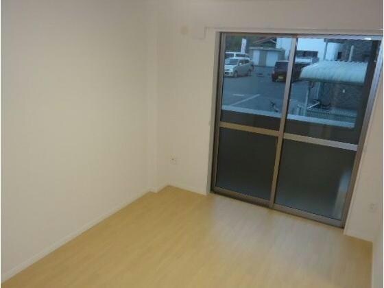 ミレネールの物件内観写真