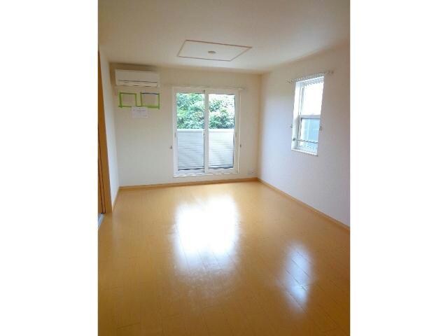 カーサ・パーシモンの物件内観写真