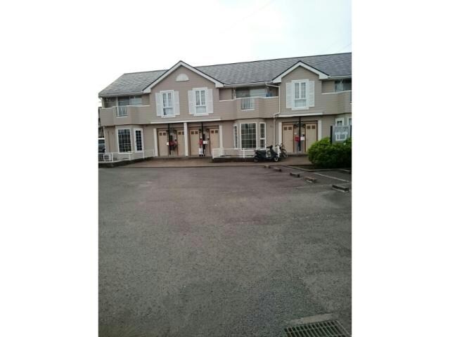 クレストール見次Aの物件外観写真