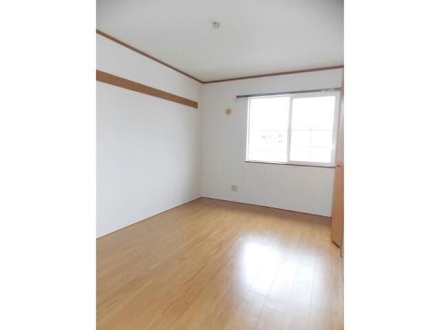 クレストール見次Aの物件内観写真