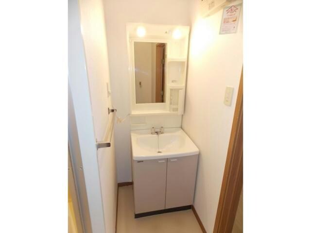 クレストール見次Aの物件内観写真