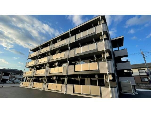 BASIC　B.L.D　霧島の物件外観写真