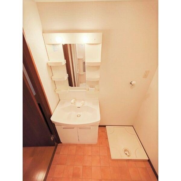 ヴィガラスＭの物件内観写真