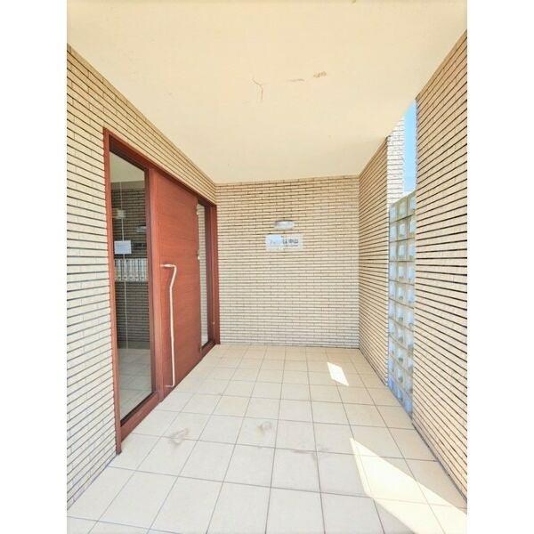 フェリスタ中山の物件外観写真