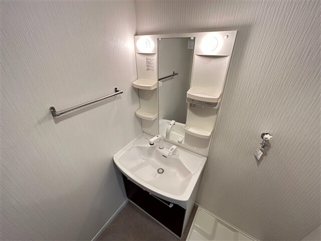 フェリスタ西条町の物件内観写真