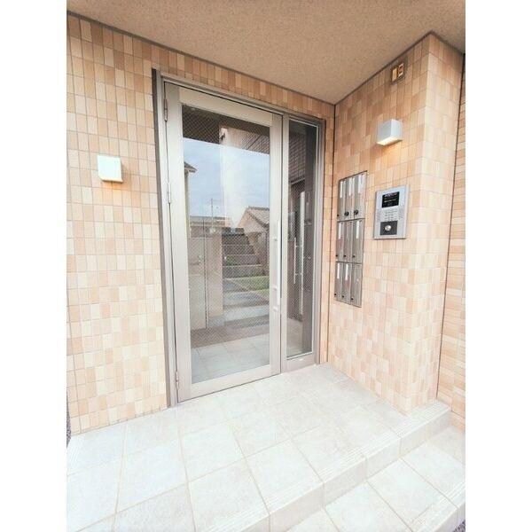 ラポール今沢の物件外観写真