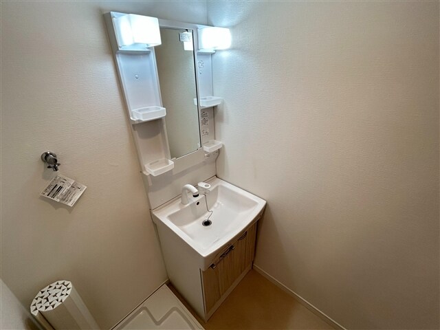 ヴィガラス川成新町の物件内観写真