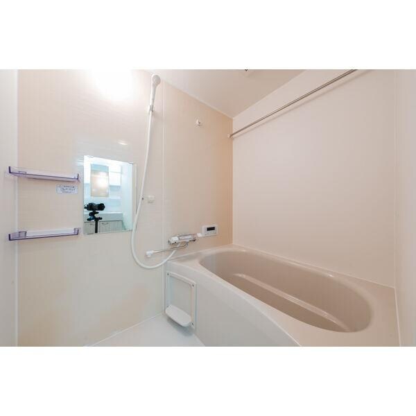 ヴィガラス川成新町の物件内観写真