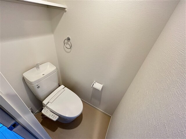 ヴィガラス川成新町の物件内観写真