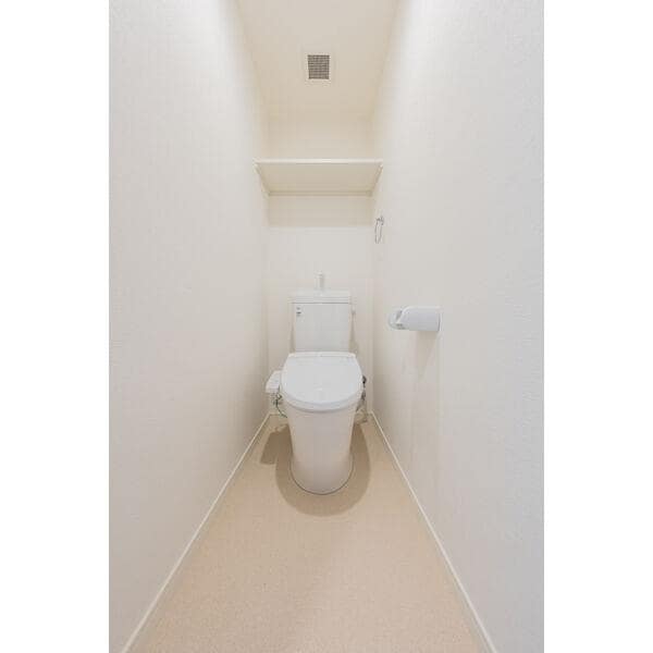 ヴィガラス川成新町の物件内観写真