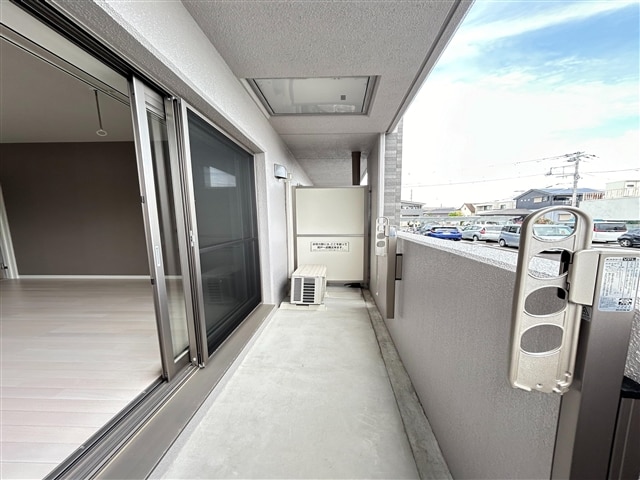 ヴィガラス川成新町の物件内観写真