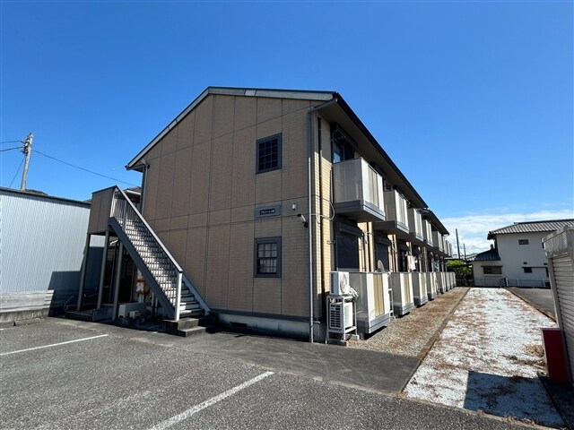 グランドールAの物件外観写真