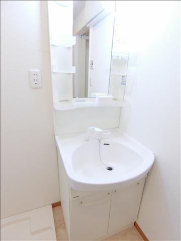 メゾンレフィナードの物件内観写真