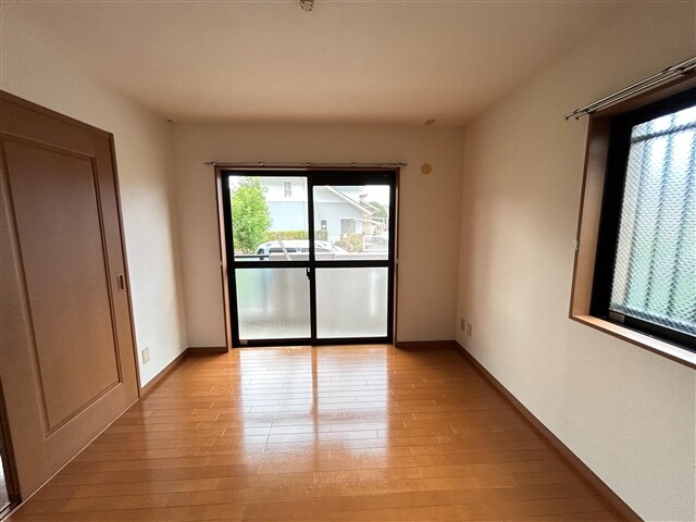 フォレスタヴィアーレの物件内観写真