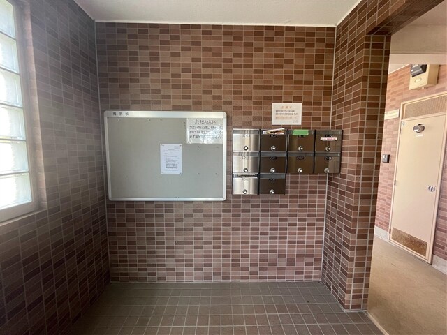 ヴィブレローゼスの物件外観写真