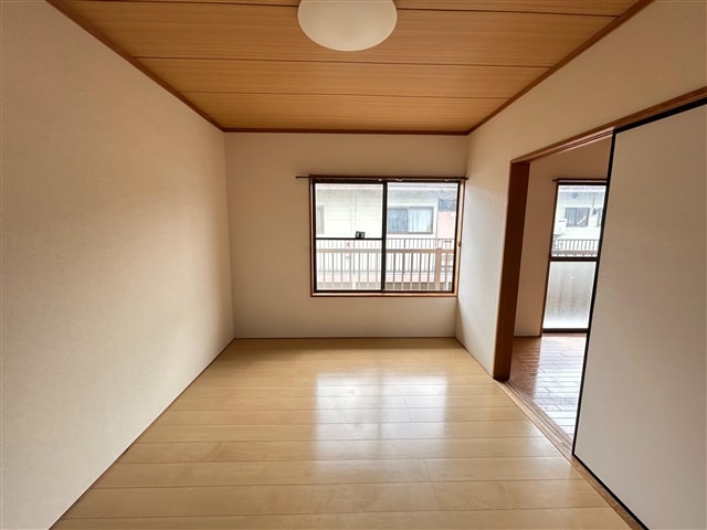 グランドール高城Bの物件内観写真