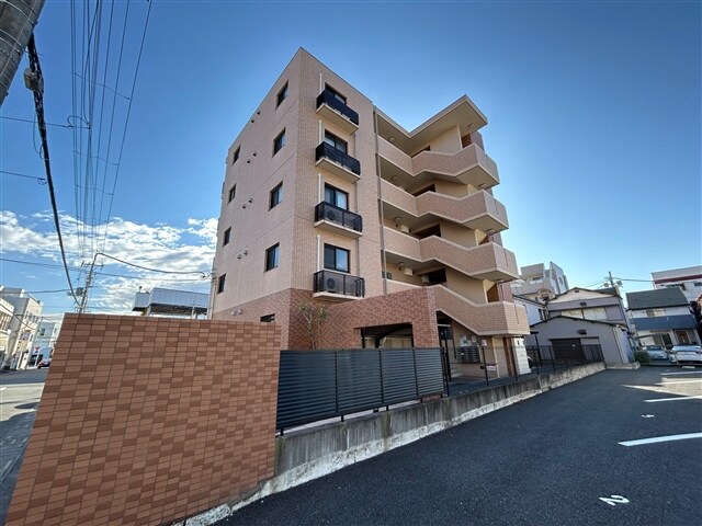 グランセードルの物件外観写真