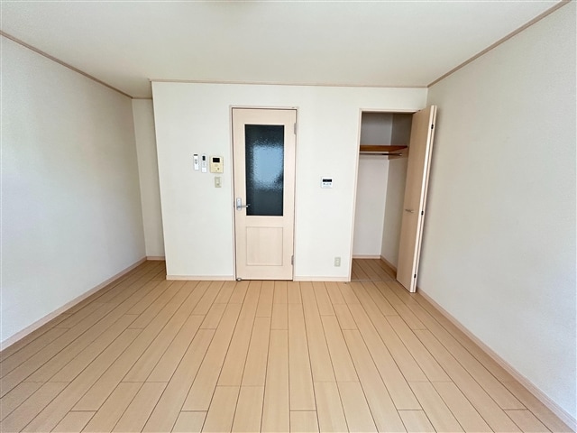 エスペシア華IIIの物件内観写真