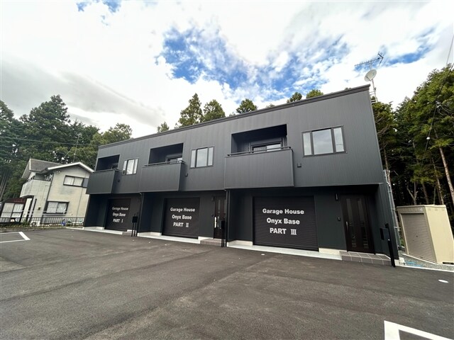 Onyx Baseの物件外観写真