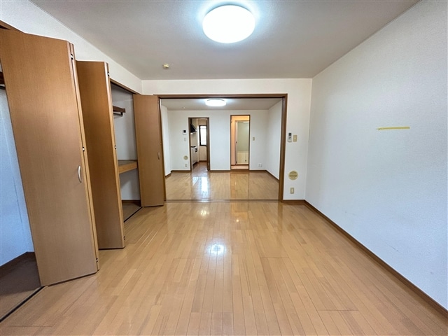 フォレスト壱番館の物件内観写真