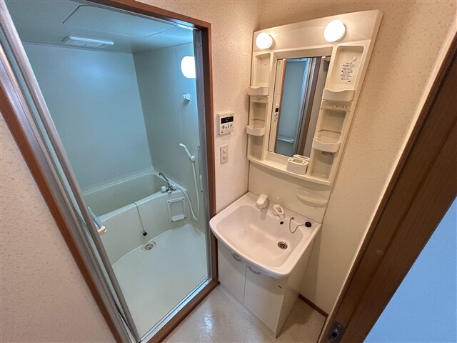 フォレスト壱番館の物件内観写真