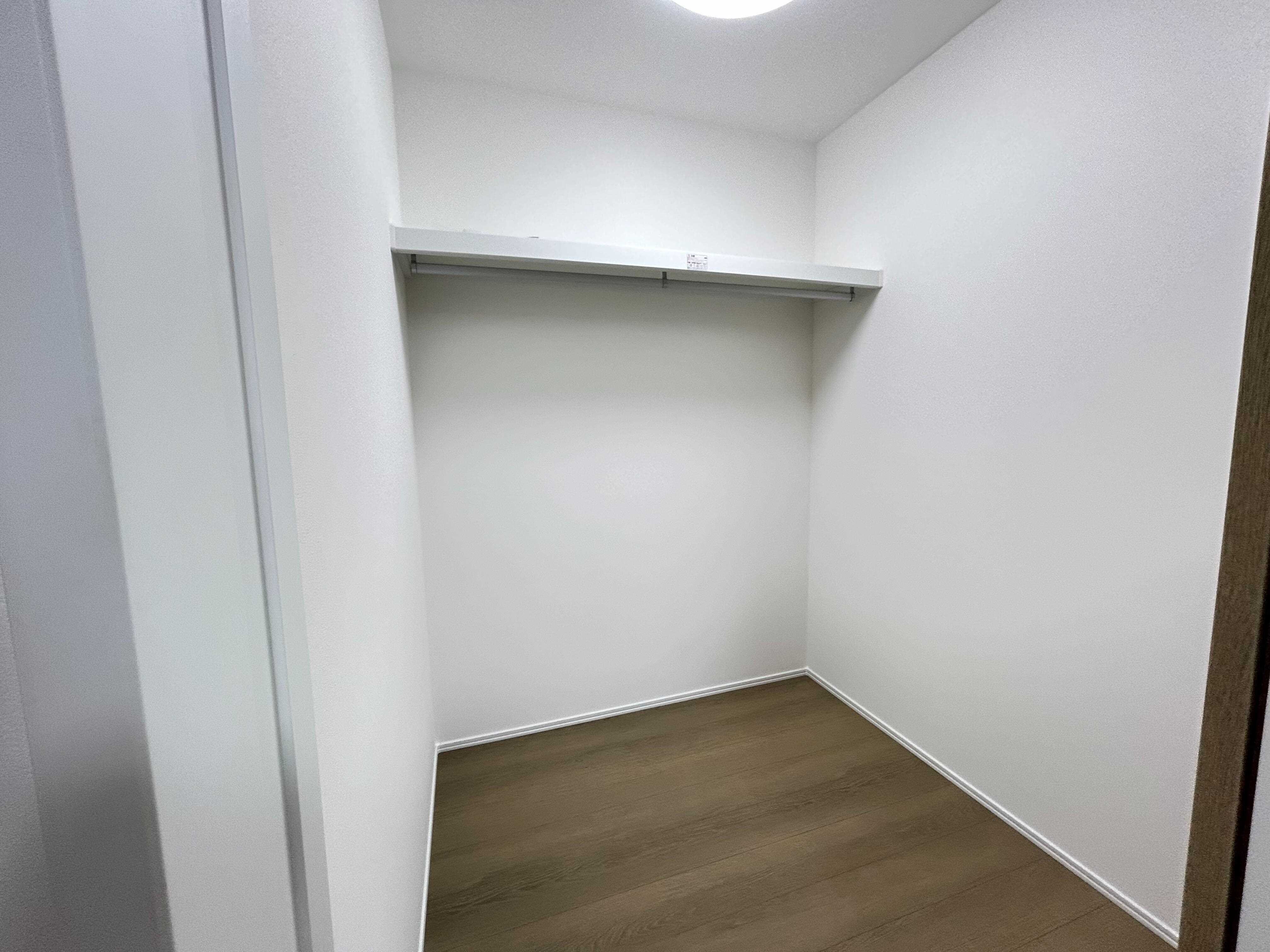 真砂町戸建の物件内観写真