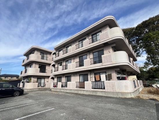 ソワサントUTRIIの物件外観写真