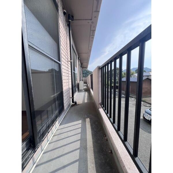 ソワサントUTRIIの物件内観写真