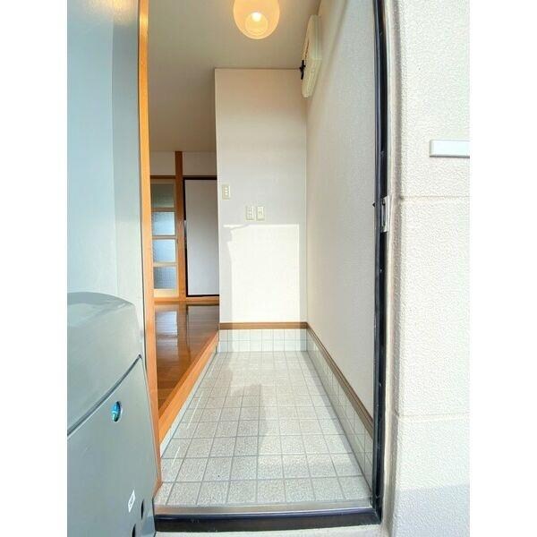 ラージヒルAの物件内観写真