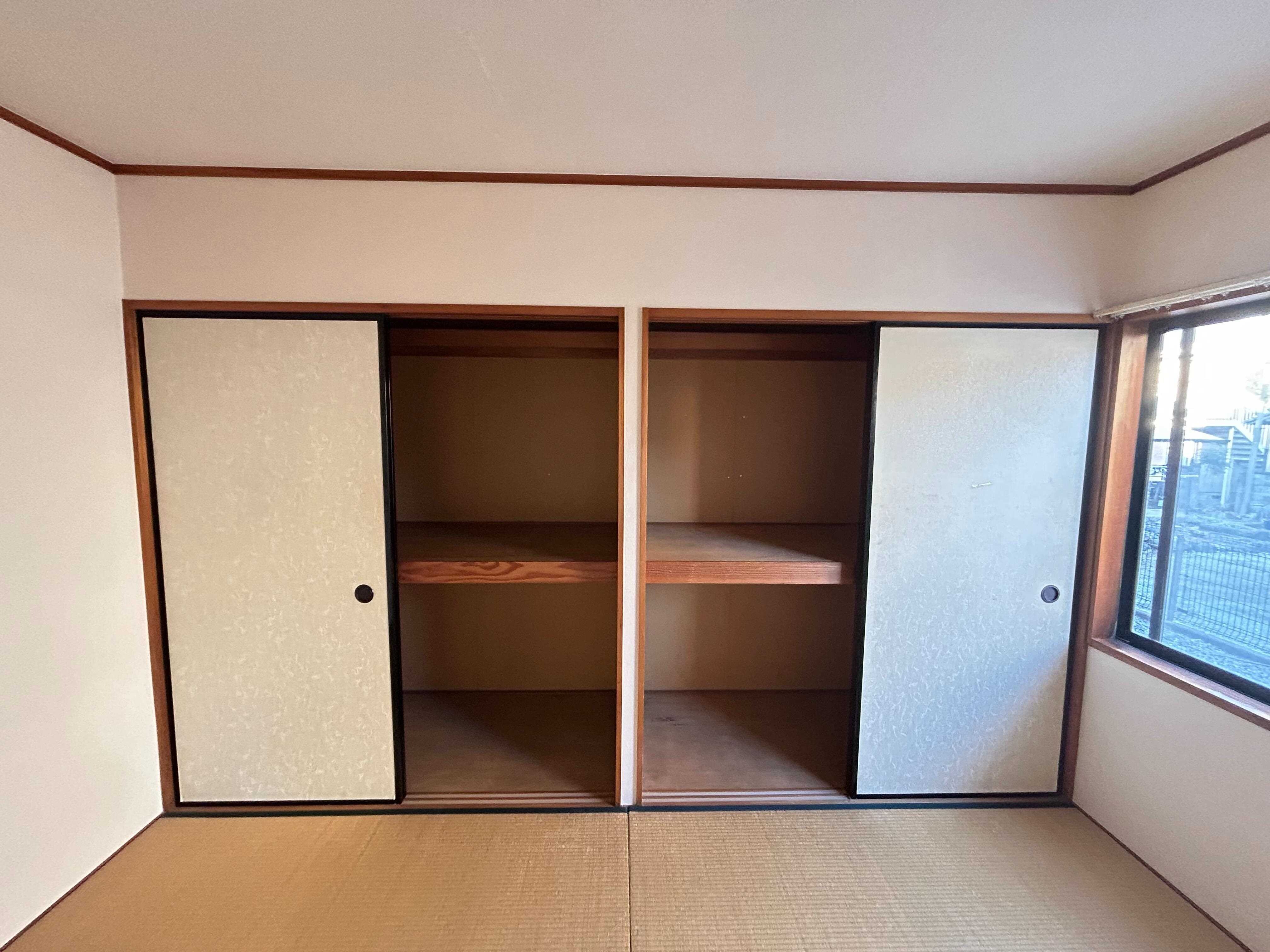 ラージヒルAの物件内観写真