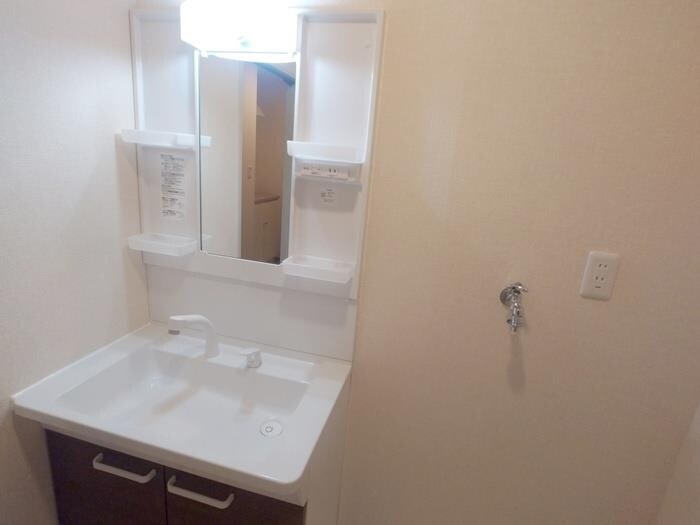 オークビレッジ花園Bの物件内観写真