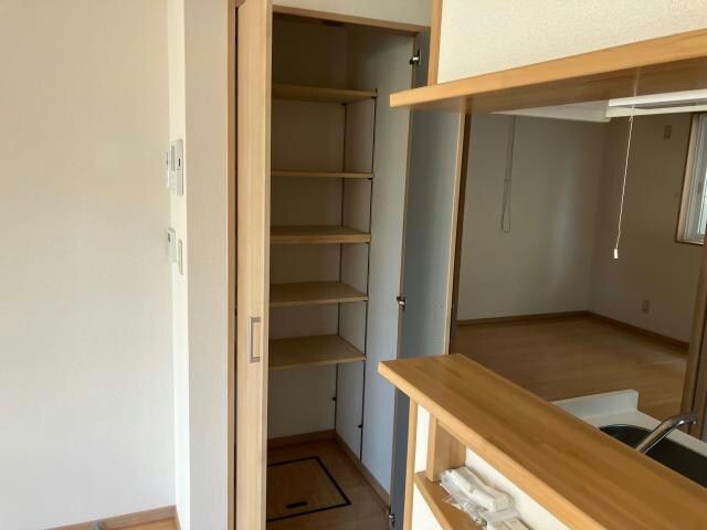 カーサイハナの物件内観写真