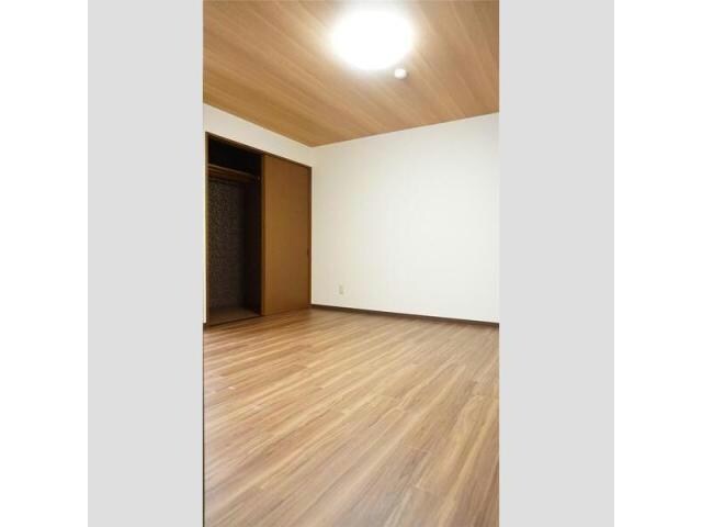 ドミール・クレセントBの物件内観写真