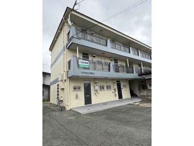 TOMIO青山の物件外観写真