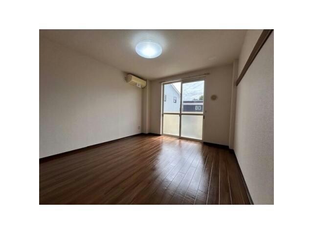 リーフの物件内観写真