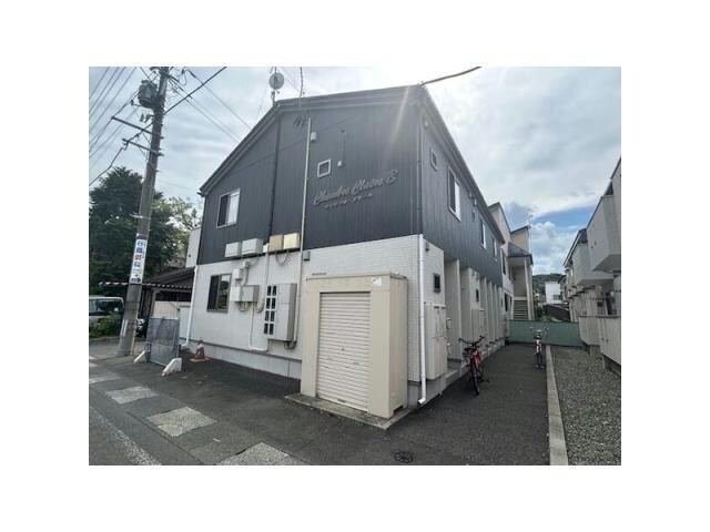 シャンブル・クルールB棟の物件外観写真