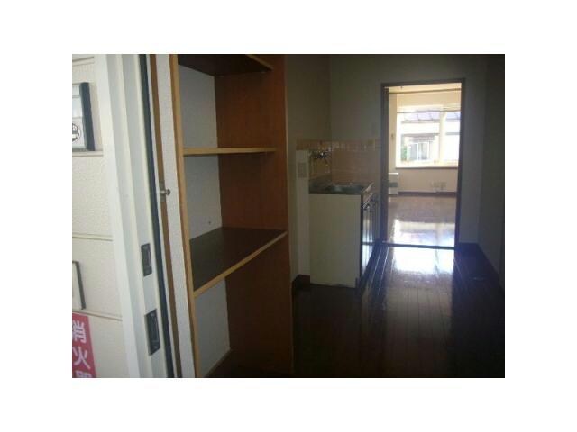 パレス西下台の物件内観写真