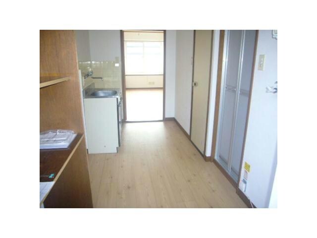 パレス西下台の物件内観写真