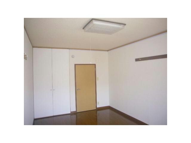 パレス西下台の物件内観写真