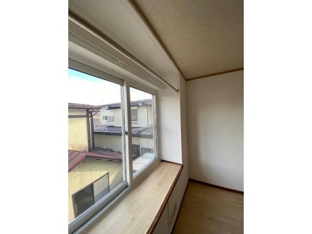 パレス西下台の物件内観写真