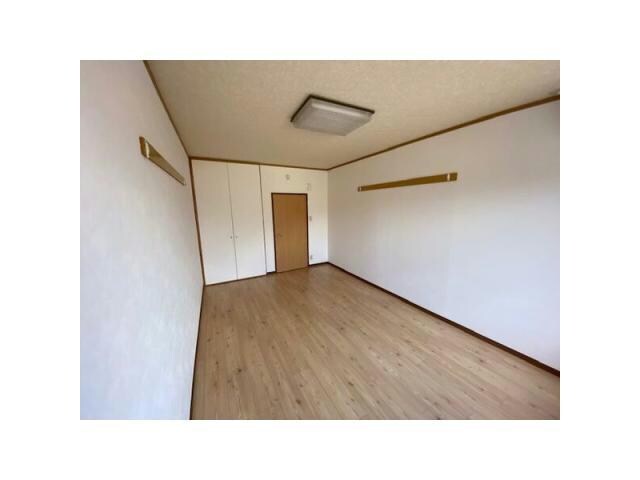 パレス西下台の物件内観写真