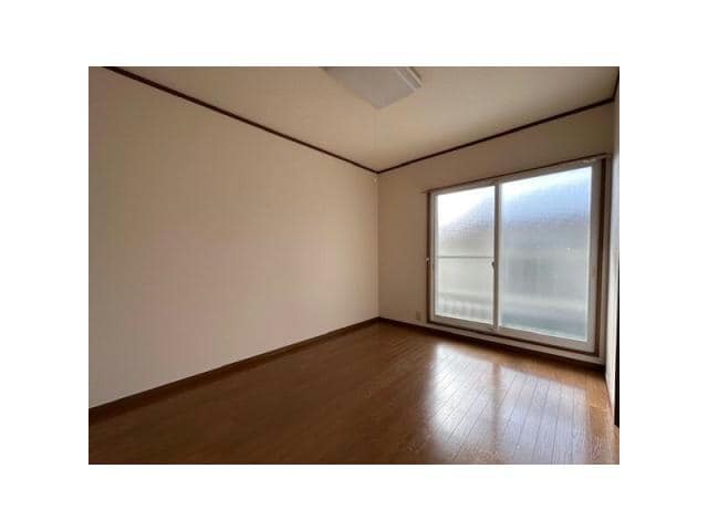 メゾンミタケB棟の物件内観写真