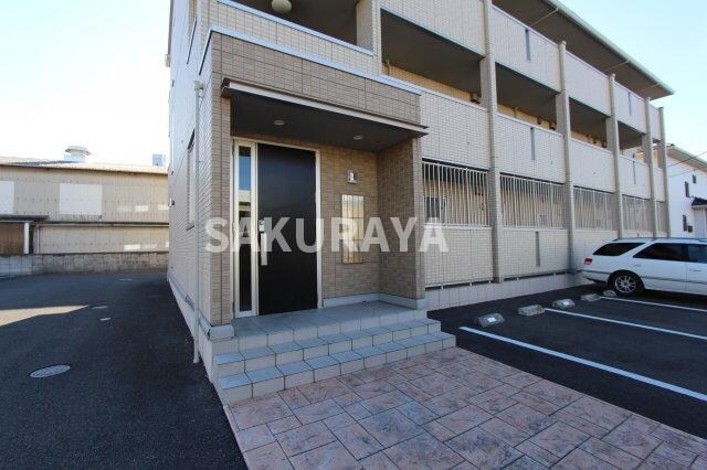 アーバンロックの物件外観写真